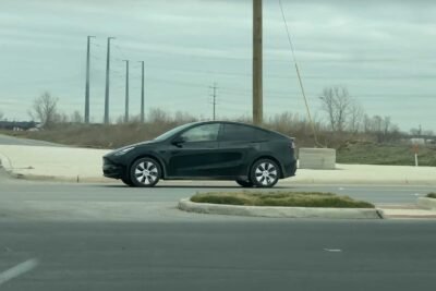 1643037579 tesla model y at tesla giga austin source jeff roberts