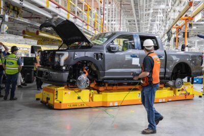 1645053197 2022 ford f 150 lightning production