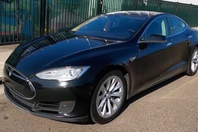 2015 tesla model s 70d with 424 000 miles 1