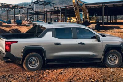 2024 chevrolet silverado ev wt side view