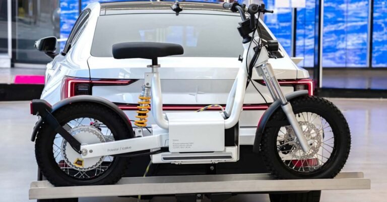 CAKE y Polestar se unen para crear una motocicleta eléctrica que puedes cargar mientras la remolcas