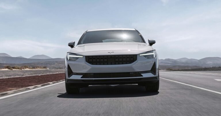 Las nuevas versiones de Polestar 2 hacen su debut público junto con los precios de la UE