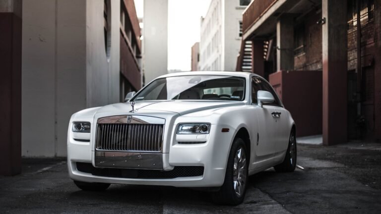 Rolls-Royce Fomentando la Propiedad Exclusiva, Desalentando la Reventa