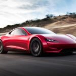 Tesla pospone el nuevo Roadster hasta 2023, pero hay un gran 'si'