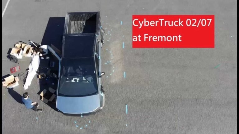 Drone se acerca mucho al prototipo Tesla Cybertruck en Fremont