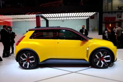 renault 5 ev prototype at iaa 2021