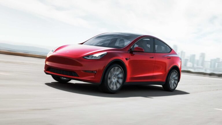 Tesla rechaza el llamado del comprador del modelo Y para respetar los precios retroactivos del FSD