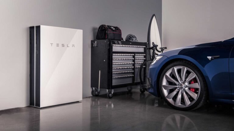 El director de ingeniería de Tesla se cambia al rival de Powerall, Generac