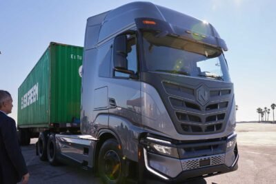 the first nikola tre bev 1